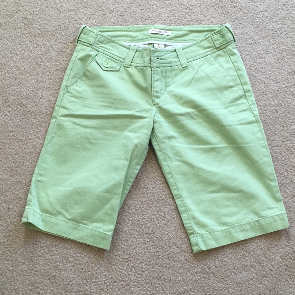 A&F Bermuda shorts